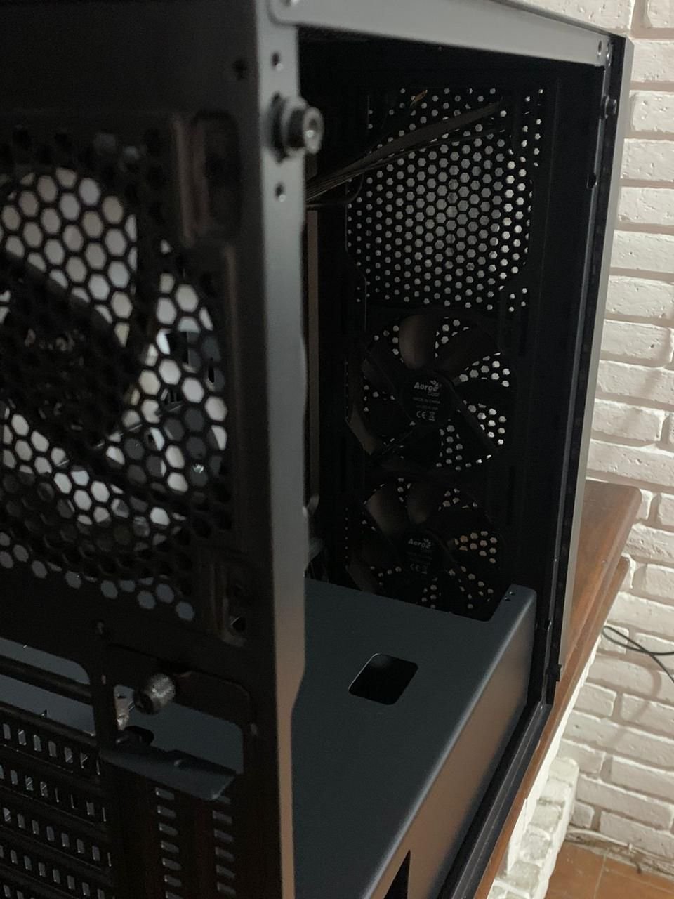 GABINETE GAMER AEROCOOL SKRIBBLE ( SKRIBBLE-G-BK-V1 ) - Image 5