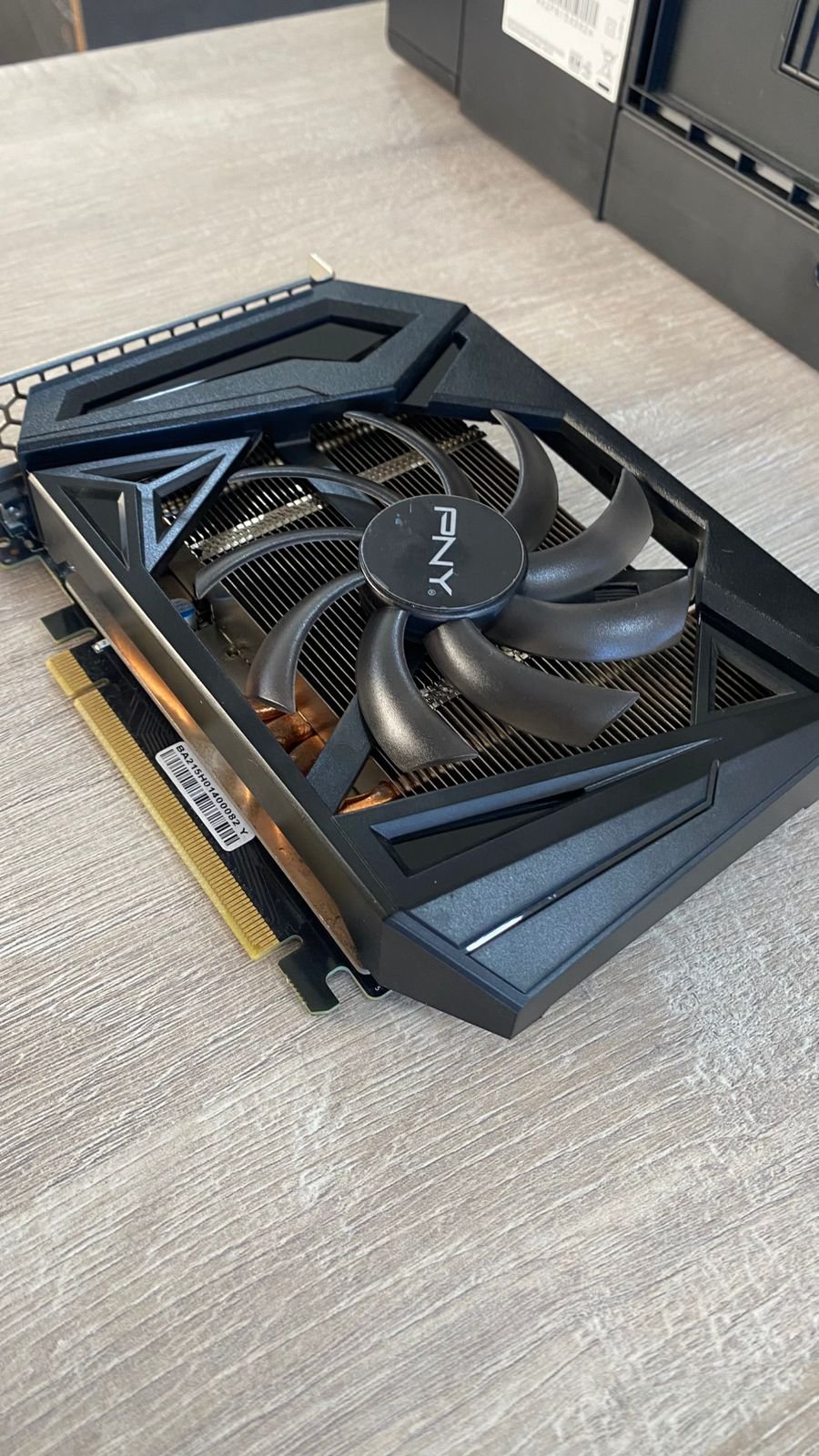 PLACA DE VIDEO PNY GTX 1660 6GB -USADO- - Image 3