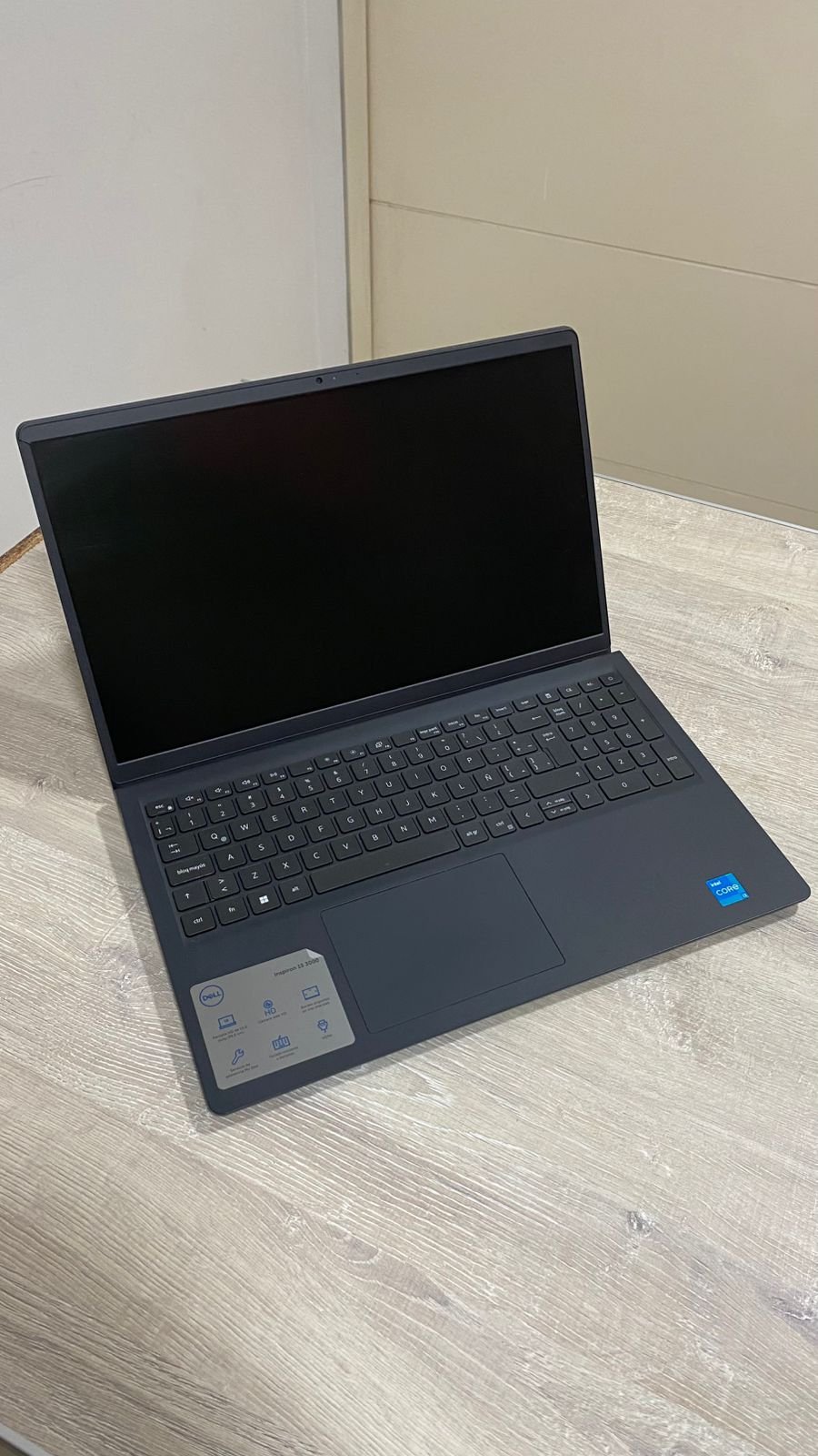 NOTEBOOK DELL INSPIRON 15 I3-1115 RAM 8GB SSD 256GB USADA - Image 4